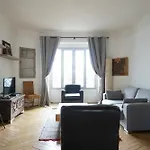 Porte Dauphine - 3 Pieces - 90 M² - Paris 16